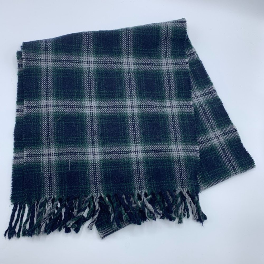 Pendleton scarf, 100% wool, no holes, Preowned